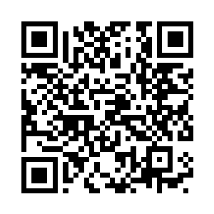 嘴角边始终挂着一抹恬静怡然的微笑二维码生成