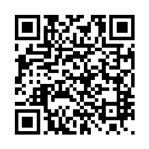 噌的一下就从狭小的车窗里弹了出去二维码生成