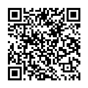 四个女人已经唧唧喳喳地说了差不多一个多小时的话二维码生成