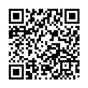 四周投来的目光也渐渐变得不友善二维码生成