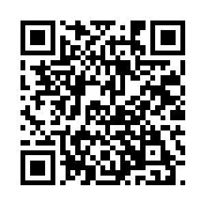 四辆皮卡车载着这些o2小队的成员一路飞驰二维码生成