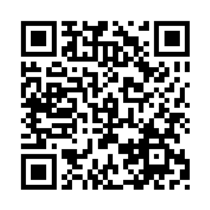 因为一直紧拽着她手腕的男人并没有停下脚步二维码生成