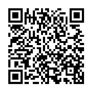 因为今天文青和萧雪浪当众跑到他们一桌向许紫烟发出邀请之后二维码生成