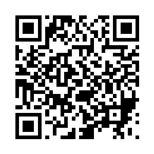 因为他已经从不远处的一些官员口中的对话二维码生成