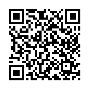 因为他很清楚那位年轻人肯定不会事后找他的二维码生成