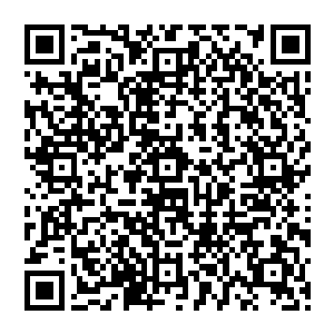 因为其中一个做国际能源市场研究的年轻专家认为目前的低油价是中东国家在跟美国较劲抢市场二维码生成