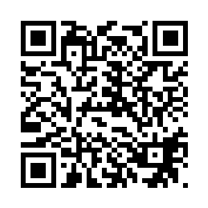 因为刚才那一肘正好打在他的鼻尖上二维码生成