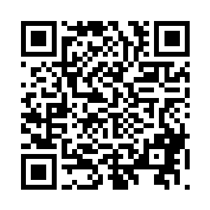 因为哪怕在一些时候你显得跟他们格格不入二维码生成