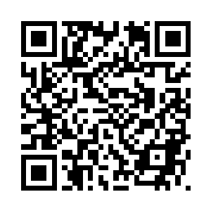 因为她看到了一张极为陌生的面庞二维码生成