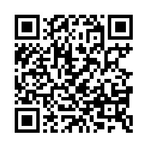 因为洞口投射进来的阳光折射在矿洞的灰尘上二维码生成