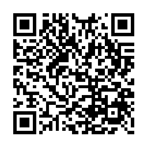 因为苗翠峰一扬手把整一砚盒的墨都送给他喝了二维码生成