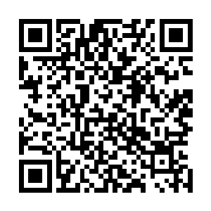 圣炎所蕴含精致而充满美感的平衡显然让他更加欣赏和喜爱二维码生成