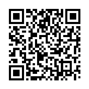 在一旁看着自己精心准备的饭菜的火候去了二维码生成