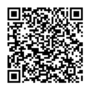 在丁长生带着教育督导室的人和局纪委的人把几个学校掀了个底朝天之后二维码生成
