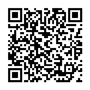 在不好意思的同时小孟同学的虚荣心也稍稍膨胀了些二维码生成