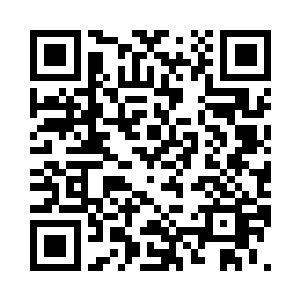 在两边站着的一干将士都是束手无策二维码生成