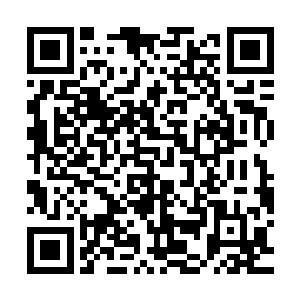 在他以凶猛如闪电一样的冲撞破开那个魔族骑士身体防御的同时二维码生成