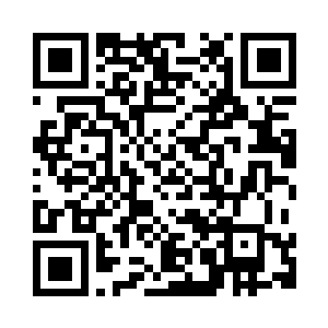 在他和许紫烟之间横亘着宽阔就的二维码生成