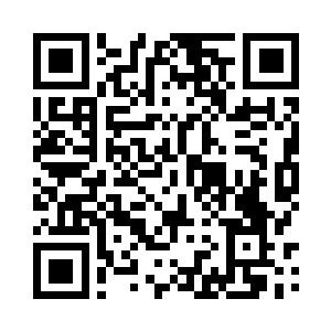 在另一条迎头而来的触须上绕了一圈二维码生成