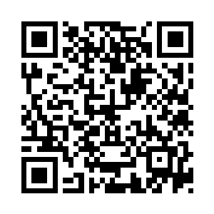 在场的众人也都看出了他们两个之间的差距二维码生成