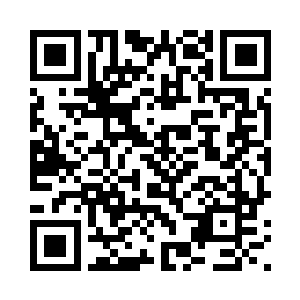 在学校的操场上公然杀了一个老师二维码生成