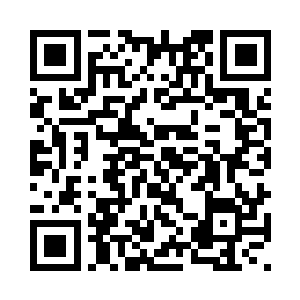 在官道右边的队伍中竖着一面大旗二维码生成