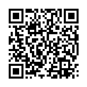 在对面的外国男子听着鬼王萧腾的话二维码生成