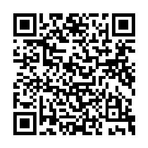 在小美家的时候她就打算想办法帮她改变身材了二维码生成