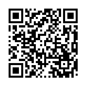 在巨大墙壁两边有两个百余米大小巨大圆门二维码生成