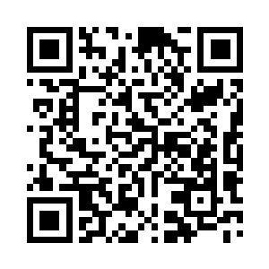 在带着夜视仪的人指挥下从拖车上开下来二维码生成