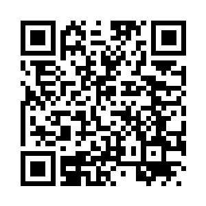 在杨玲珑的身后站着一个白衣青年二维码生成