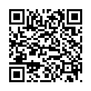 在看到站在陈雪的身边的萧易的时候二维码生成