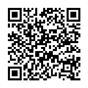 在自己前进的道路上面凭空的给自己摆上几座山二维码生成