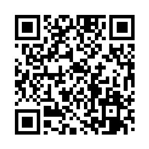 在远处的一片远离双方大阵碰撞的空域上二维码生成