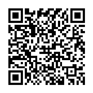 在闹事的地点附近三十家赌场中都混入了几个巨神族人二维码生成