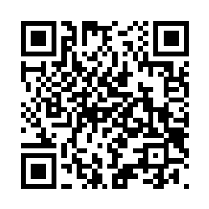 在餐桌上的陈巧看着苏凡如此关心北冥香韵二维码生成