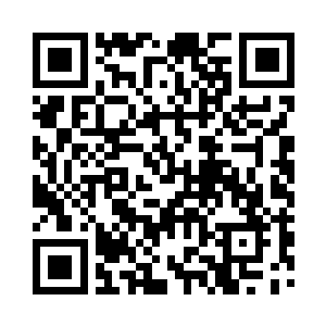 坐在丁羽身后的孙英男因为坐在位置缘故二维码生成