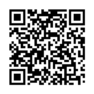 坐在前排不远处的张盼丽扭头对着司笑语道二维码生成