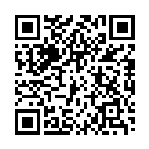 坐在阁楼外的人已经看不清了阁楼内的情形二维码生成