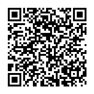 坚持为了一个非亲非故的人一件事不关已的事而要站在郑天成的对立面二维码生成