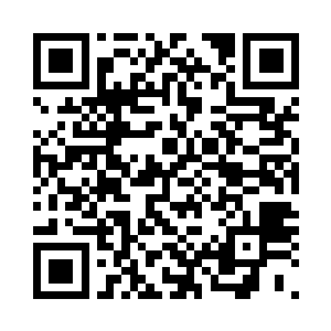 城墙上剩余的七百多名守军再次重整二维码生成