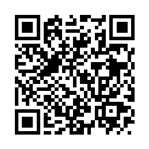 墨千羽直接就开车跟着来到了学府小区二维码生成