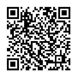 墨家老祖不紧不慢的将残破神甲从剑尘身上给扒了下來二维码生成