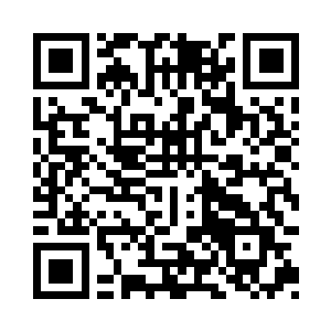 夏云杰和林音她们吃喝聊天没过多久二维码生成