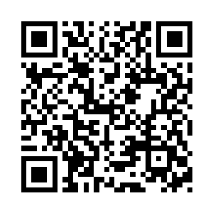 夏云杰实在受不了三人如此大胆露骨的言语二维码生成