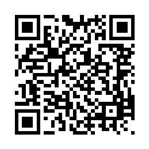 夏云杰裹着浴巾一身清爽地走出了浴室二维码生成