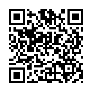 夏天向看白痴一样的看着那个简师父二维码生成