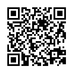 夏天脚下的神机步法不断的向前冲去二维码生成