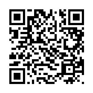 夏天萌看向站在不远处看着这边的男人二维码生成