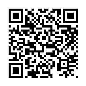 夏天走到了里面一个巨大的房间之中二维码生成